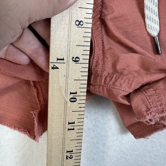 Vuori Red Athletic Shorts Elastic Waistband Lightweight - Picture 3 of 12